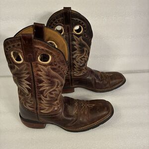 Laredo Men’s Leather, Brown, Square Toe Cowboy Boots. Size 9D. Embroider Design